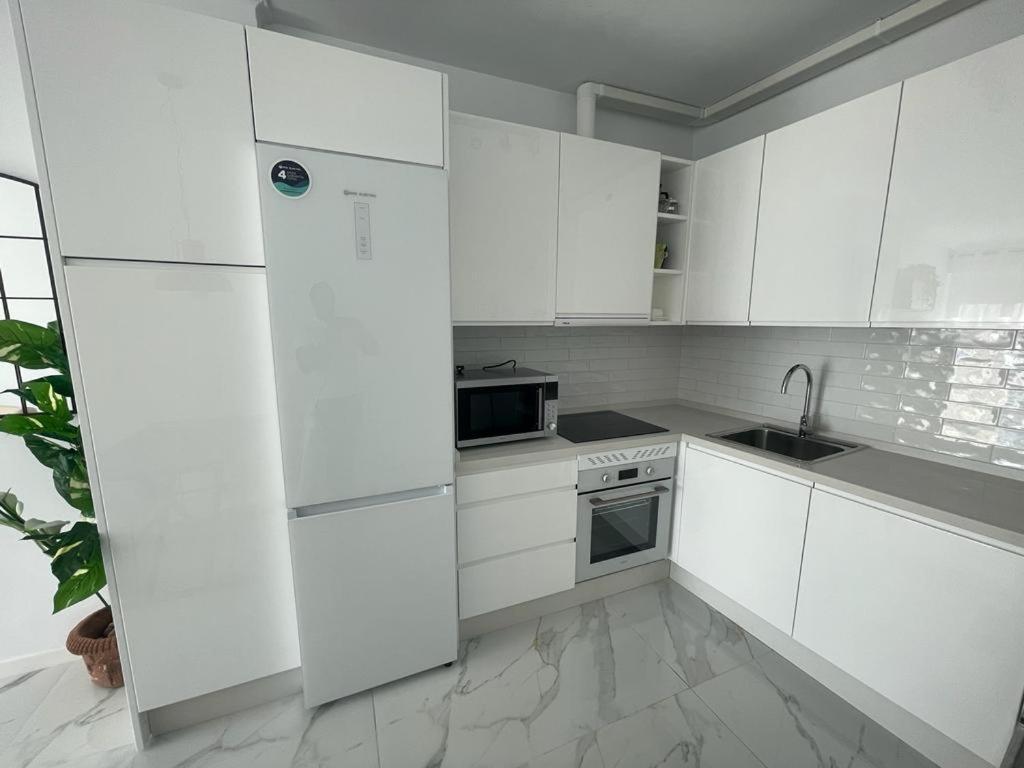 Jazmin Del Mar Apartment Torremolinos Exterior photo
